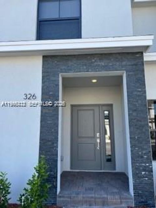 326-326 Ne 1st Dr, Florida City, FL, 33034-2274 | Card Image