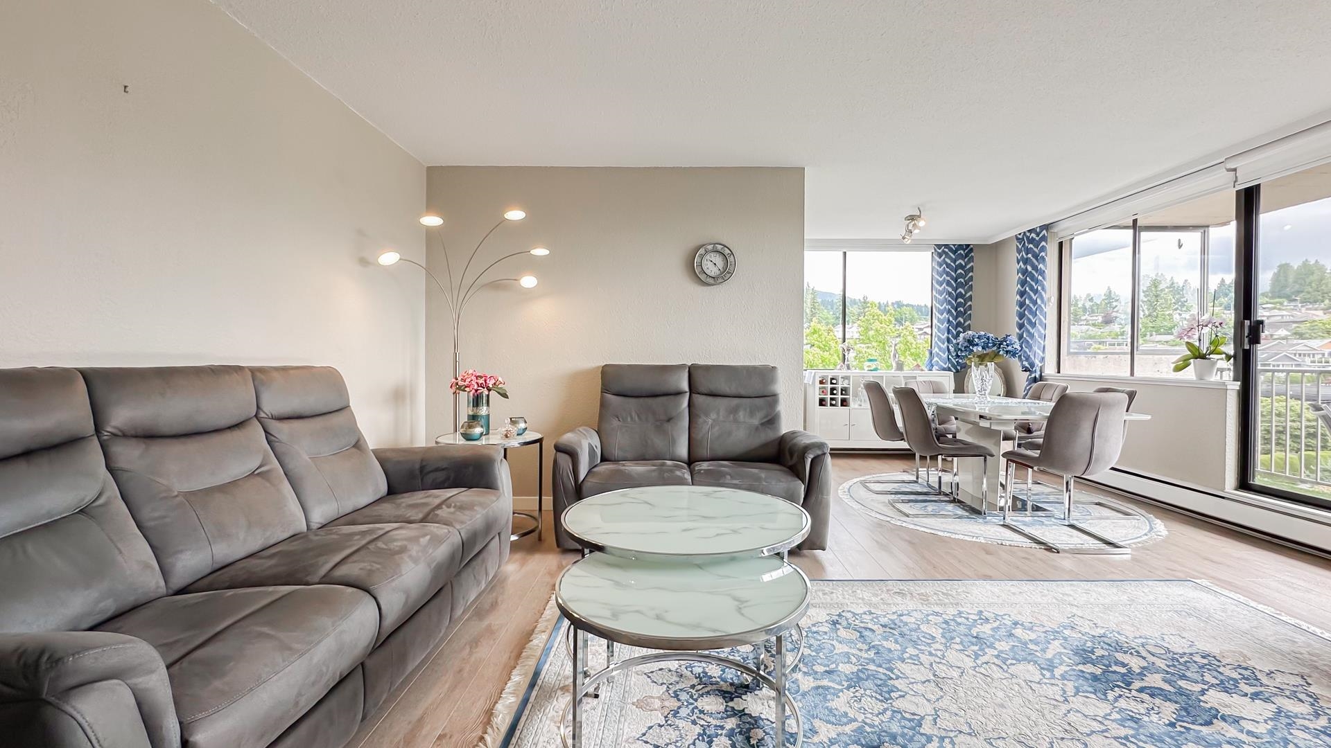 Residential in West Vancouver 4