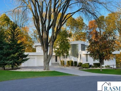 317 Meadow Woods Drive, Mankato, MN, 56001 | Card Image