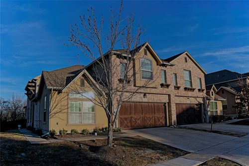 10612 Steinbeck Ct, Irving, TX, 75063-5433 | Card Image