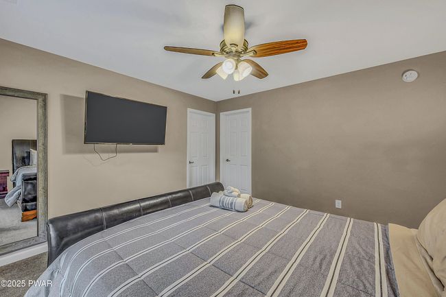 Primary Bedroom | Image 16