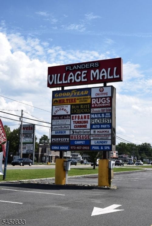 286 Us Highway 206, Flanders, NJ, 07836-9578 | Card Image