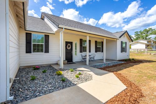 22070 Lassen View Dr, Palo Cedro, CA, 96073-9725 | Card Image
