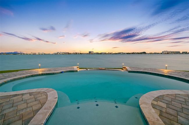 11000 8 Th St E, House other with 4 bedrooms, 5 bathrooms and null parking in Treasure Island FL | Image 49