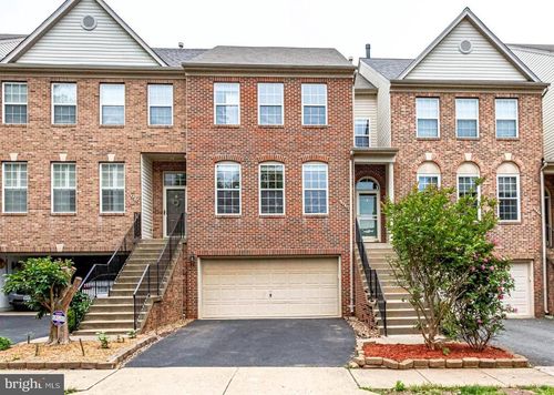 12476 Casbeer Dr, FAIRFAX, VA, 22033-4387 | Card Image