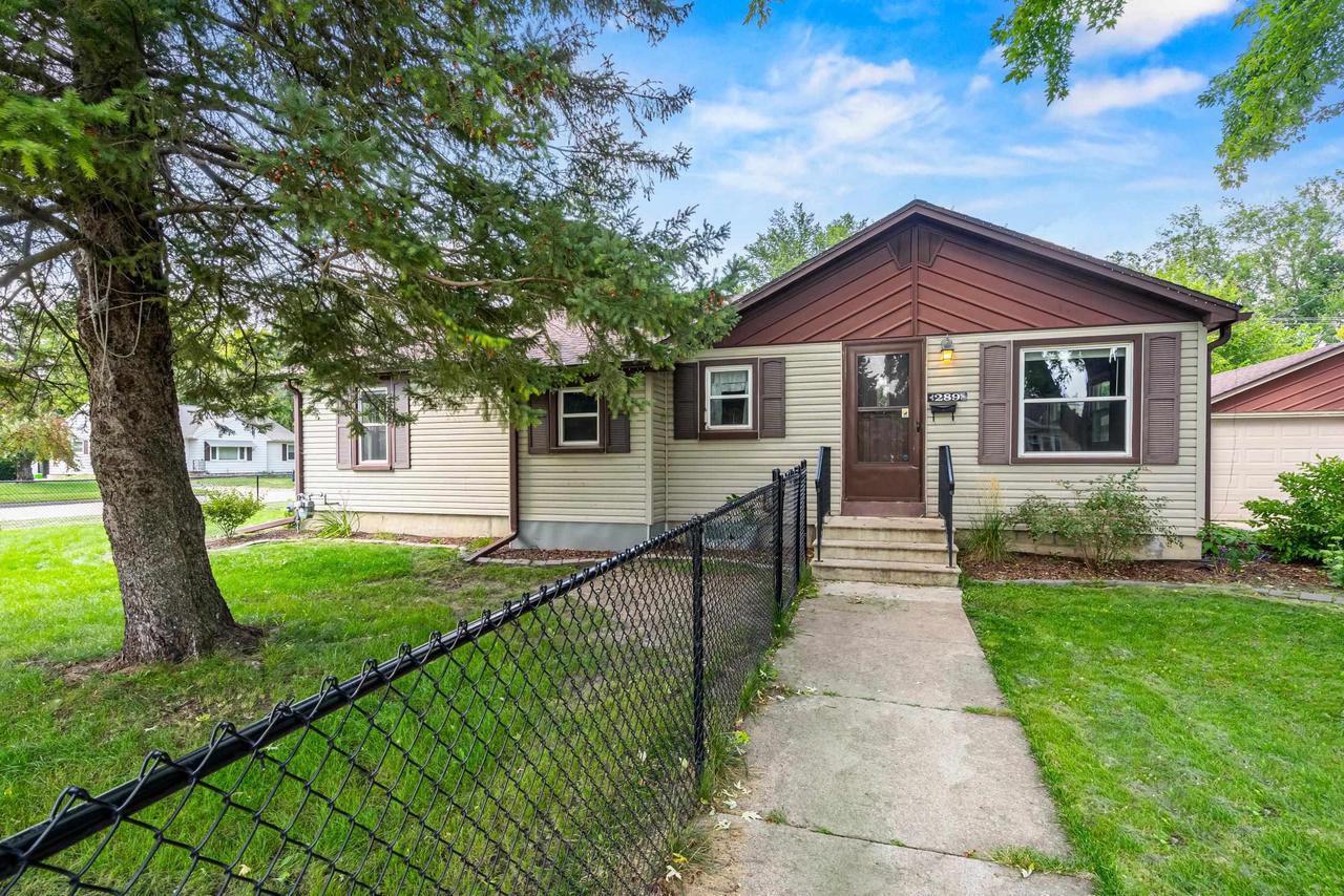 17th St, Fond Du Lac, WI 54935