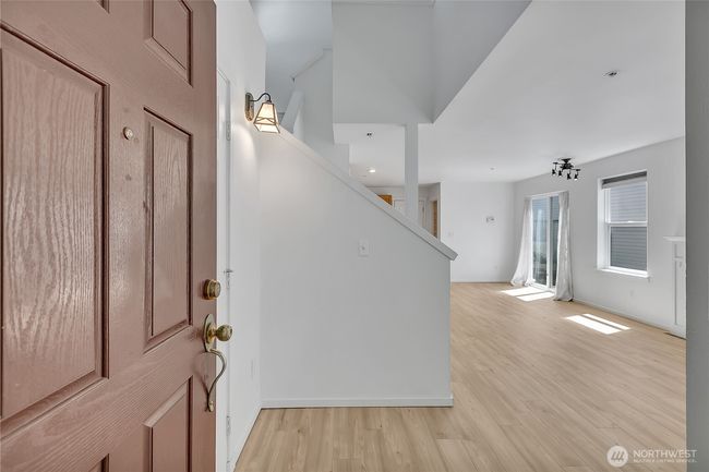 Welcome to this charming DuPont cottage! | Image 4