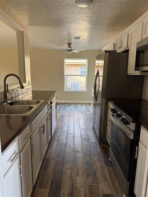 1808 Tyler St, Altus, OK, 73521-4745 | Card Image