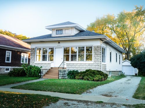 732 W Reynolds St, Pontiac, IL, 61764-2340 | Card Image