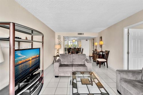 308-9273 Collins Ave, Surfside, FL, 33154-3048 | Card Image