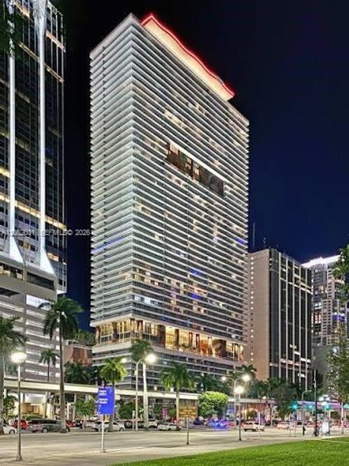 1701-50 Biscayne Blvd, Miami, FL, 33132-2931 | Card Image