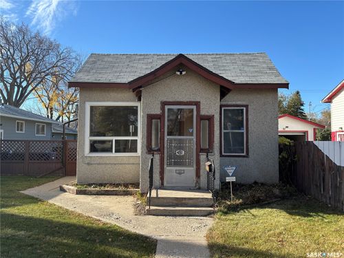 451 T Avenue S, Saskatoon, SK, S7M3B3 | Card Image