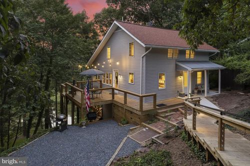 229 Boy Scout Rd, NEW OXFORD, PA, 17350-9165 | Card Image