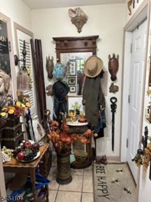 2-3 Jackson Hole, Vernon, NJ, 07462-6503 | Card Image