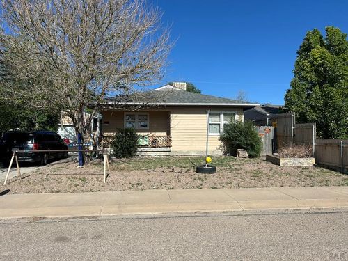612 Floyd Ln, Pueblo, CO, 81005-1464 | Card Image