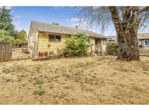 246 S 34th St, Springfield, OR, 97478-6307 | Card Image