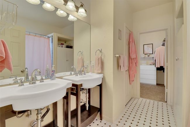 View of full bath | Image 15