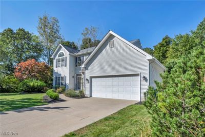 1656 Pine Drive, House other with 4 bedrooms, 3 bathrooms and null parking in Avon OH | Image 3