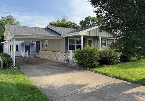 208 Sycamore St, Loogootee, IN, 47553-1025 | Card Image