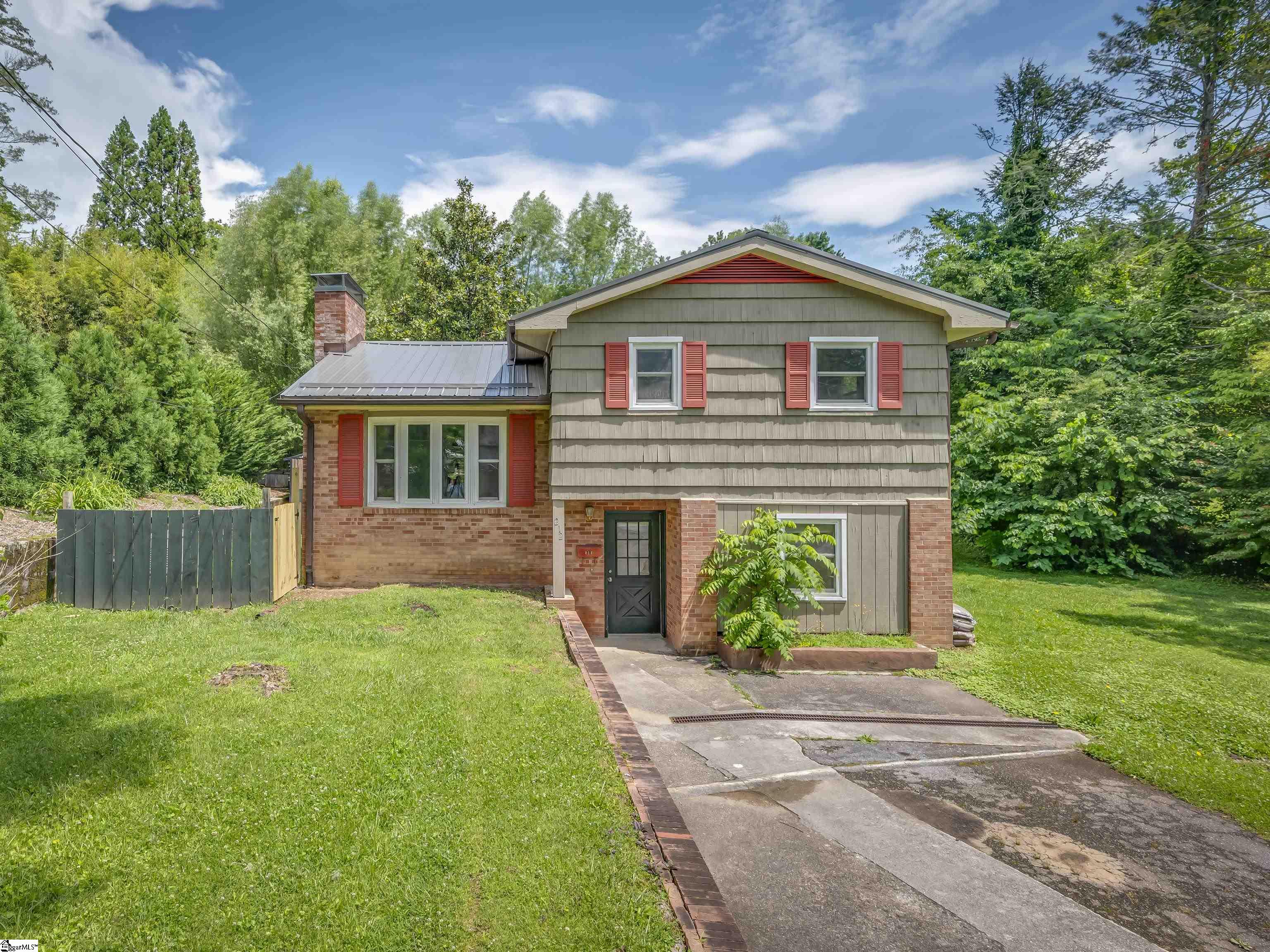 Batson Rd, Brevard, NC 28712