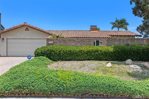 7791 Madrilena Way, Carlsbad, CA, 92009-8132 | Card Image