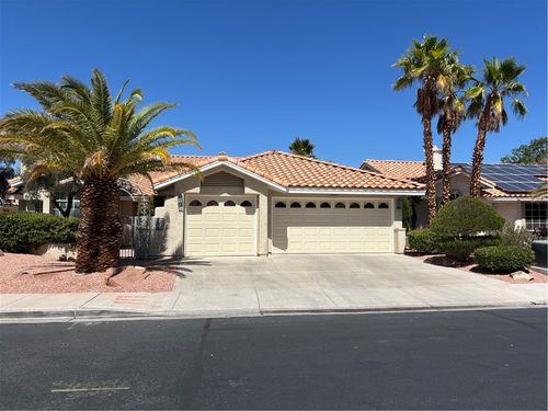 2424 Ocean Front Dr, Las Vegas, NV, 89128-7483 | Card Image