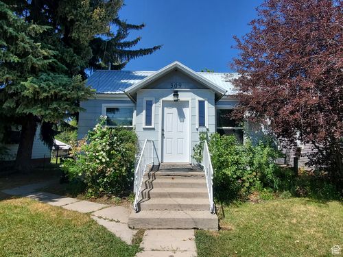 309 9th St, Montpelier, ID, 83254-1323 | Card Image