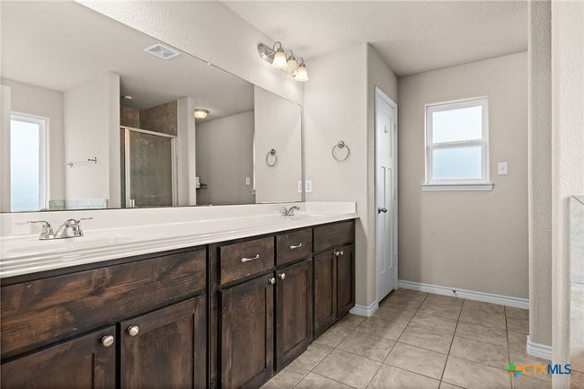 7302 Spirit Of The West Dr, House other with 4 bedrooms, 2 bathrooms and null parking in Killeen TX | Image 9
