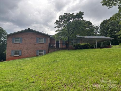 356 Lucky Hollow Rd, Hickory, NC, 28601-7864 | Card Image