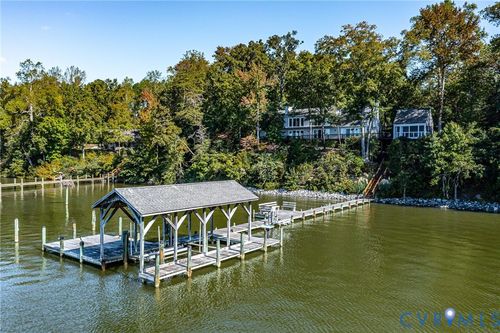 1718 Mariners Woods Dr, Hartfield, VA, 23071-3092 | Card Image