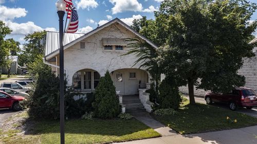 103 W Main Street, WEYAUWEGA, WI, 54983 | Card Image