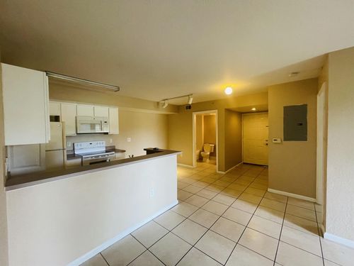 apt-102-151 Sw Palm Dr, Port St. Lucie, FL, 34986-1795 | Card Image