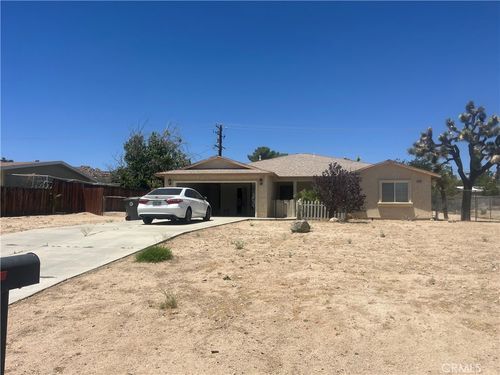 57470 Crestview, Yucca Valley, CA, 92284 | Card Image