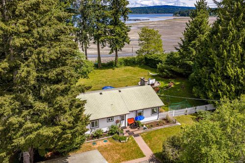 7410 Yake Rd, Fanny Bay, BC, V0R1W0 | Card Image