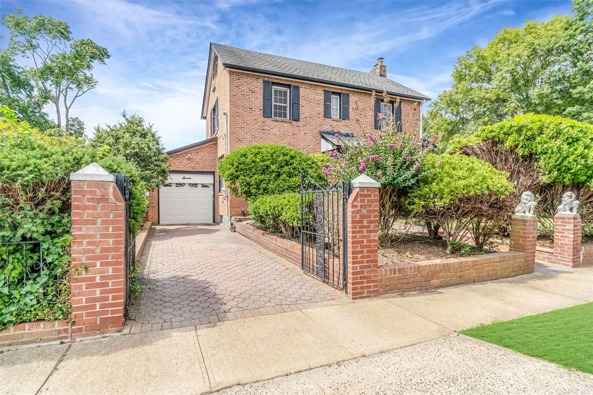 Lincoln Rd, West Hempstead, NY 11552