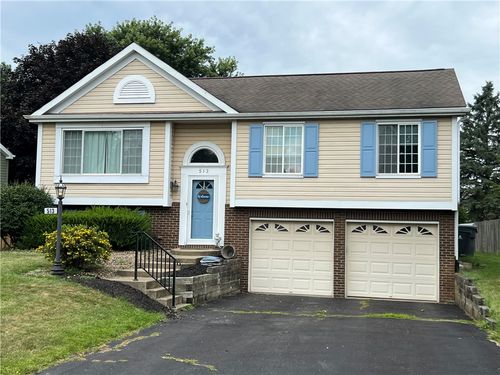 513 Sarah Dr, Cranberry Twp, PA, 16066 | Card Image