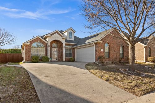 2217 Trickling Creek Dr, Garland, TX, 75041-2173 | Card Image