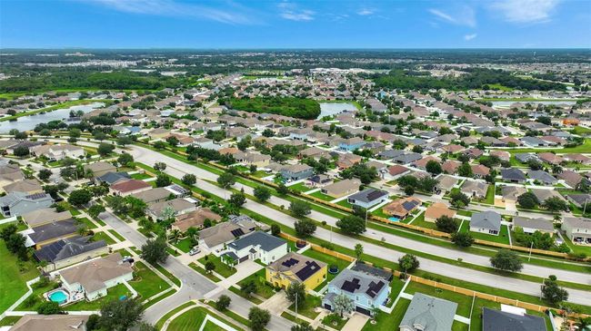 10820 Carloway Hills Dr, House other with 6 bedrooms, 4 bathrooms and null parking in Wimauma FL | Image 57