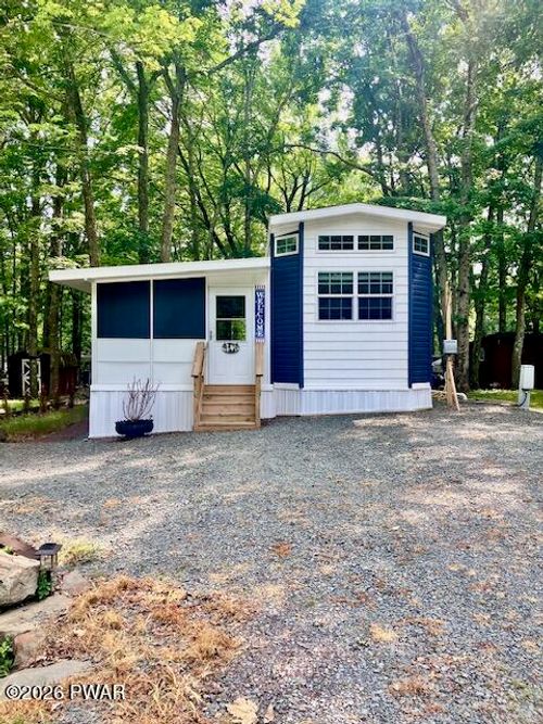 126 Deer Run, Milford, PA, 18337-4101 | Card Image