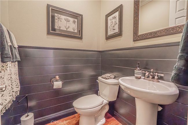 22348 Driftwood Ct, House other with 5 bedrooms, 5 bathrooms and 2 parking in Santa Clarita CA | Image 13