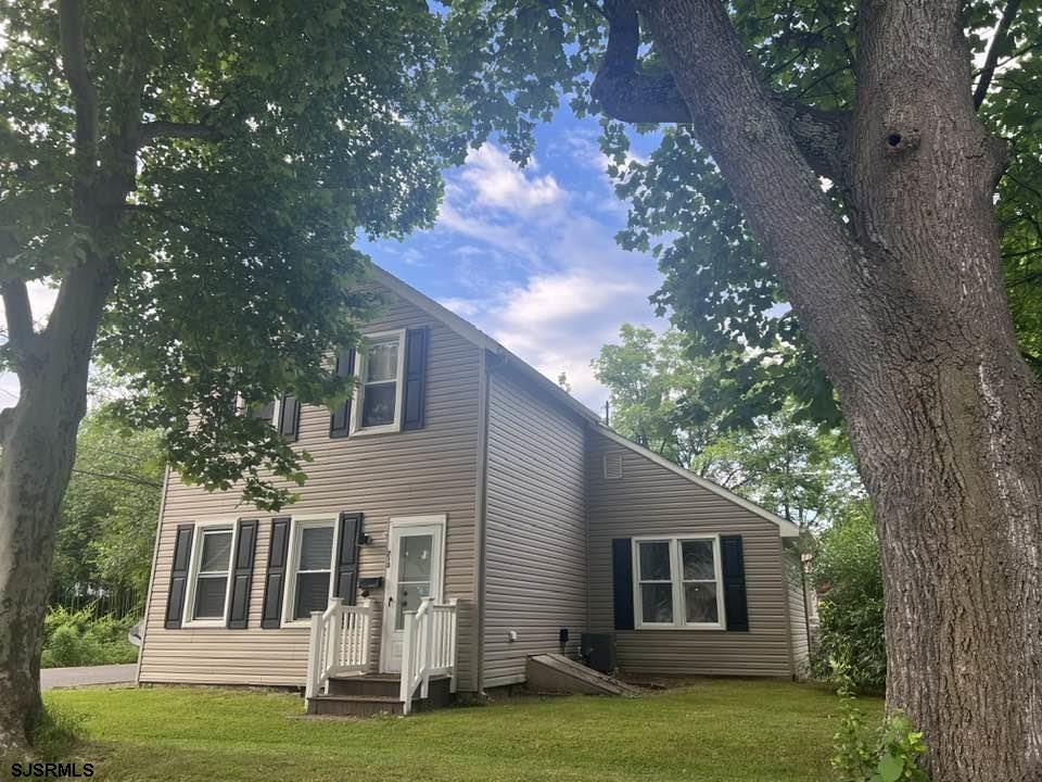 Buerger St, Egg Harbor City, NJ 08215