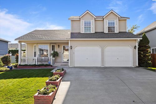 1617 W 24th Ave, Kennewick, WA, 99337-3657 | Card Image