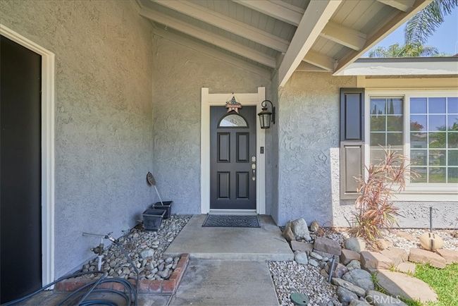 9340 Friant St, House other with 3 bedrooms, 2 bathrooms and 2 parking in Rancho Cucamonga CA | Image 4