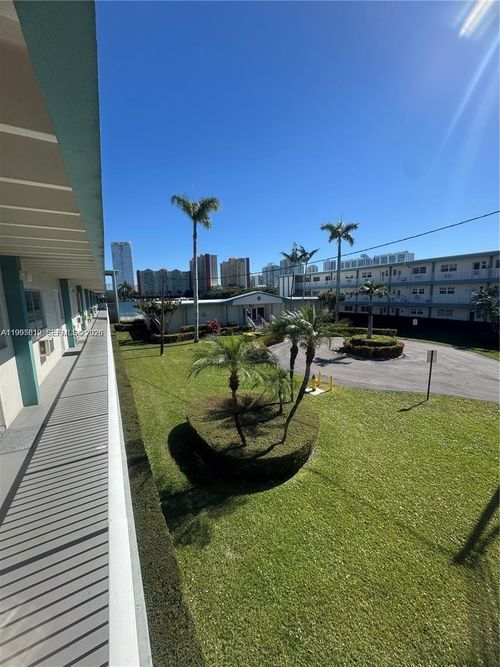 n208-3923 Ne 166th St, North Miami Beach, FL, 33160-3810 | Card Image
