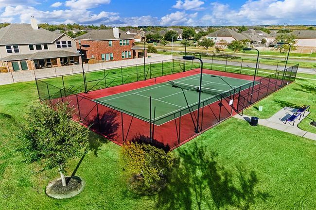 10518 Sutter Creek Dr, House other with 3 bedrooms, 2 bathrooms and 2 parking in Iowa Colony TX | Image 17