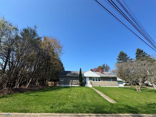 71 Schiller Rd, Fairfield, CT, 06825-1136 | Card Image