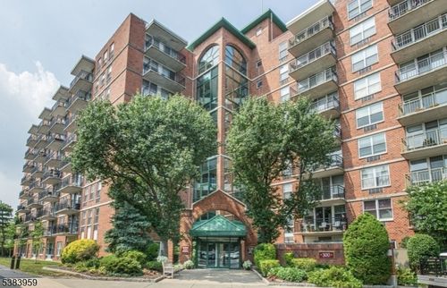 apt-716-300 Main St, Little Falls, NJ, 07424-1363 | Card Image