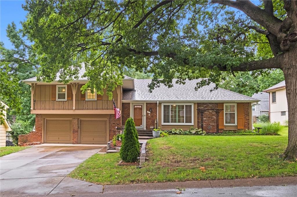 107th St, Kansas City, MO 64114