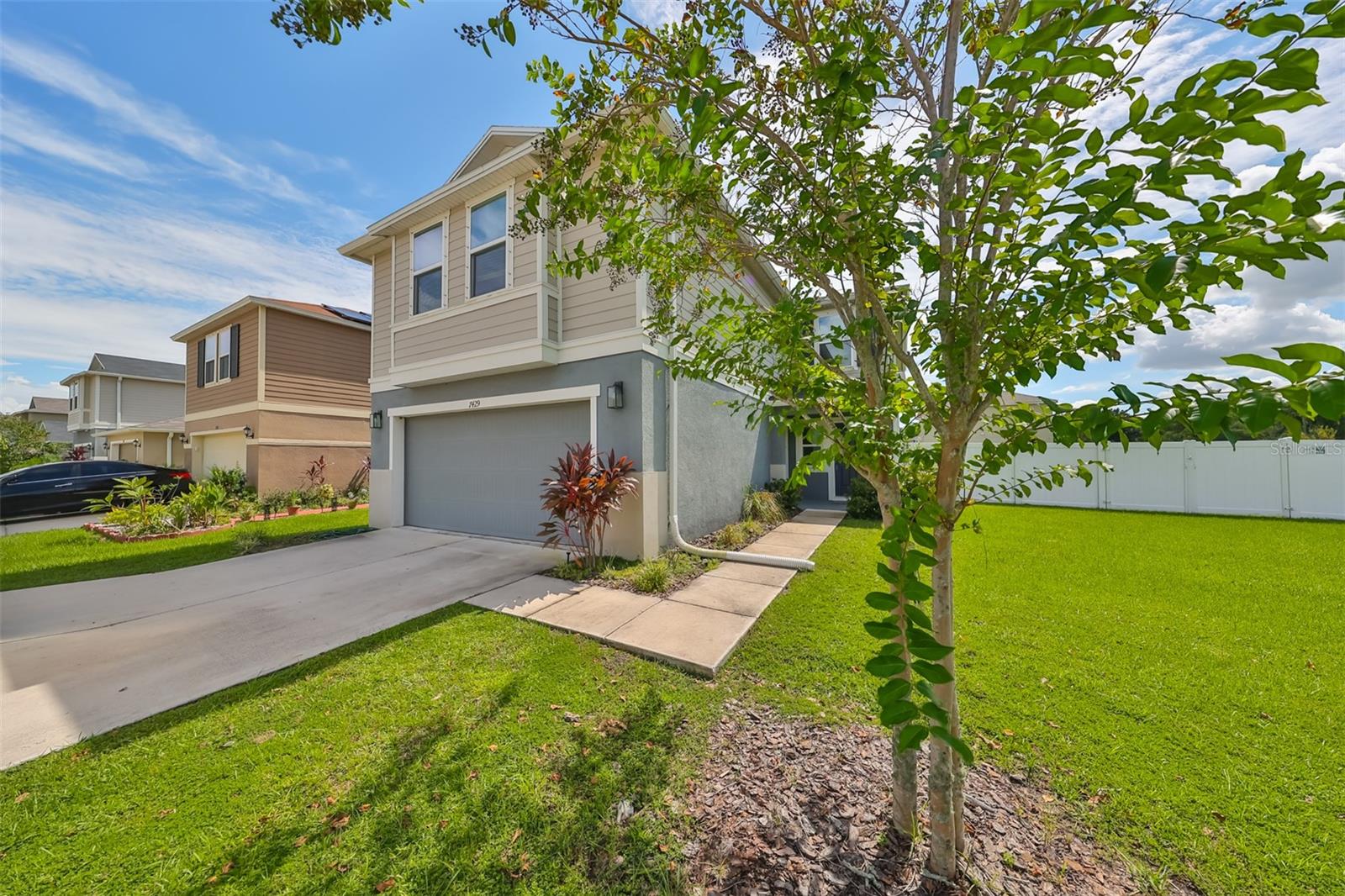 Northern Lights Dr, Gibsonton, FL 33534