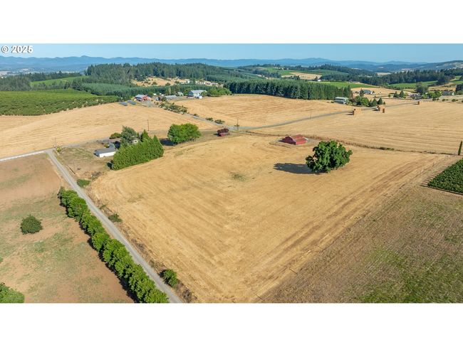11795 Ne Finn Hill Loop, House other with 3 bedrooms, 2 bathrooms and 3 parking in Carlton OR | Image 15